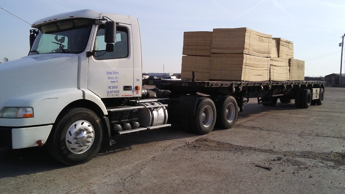 West Tennessee Pallet & Crate, photographed by a Google contributor