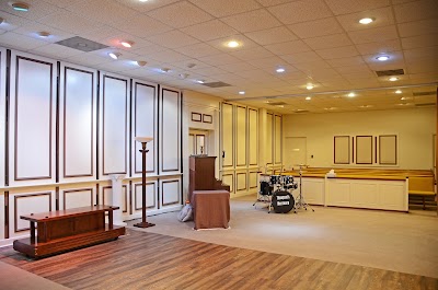 Thompson's Mortuary, photographed by a Google contributor